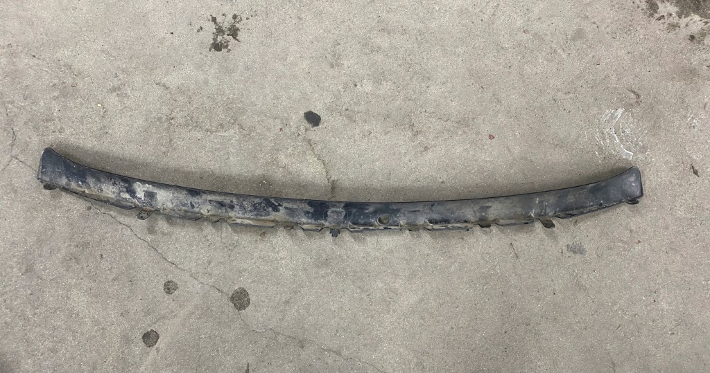 фото №2, Audi 80 b4 накладка молдинг бампера