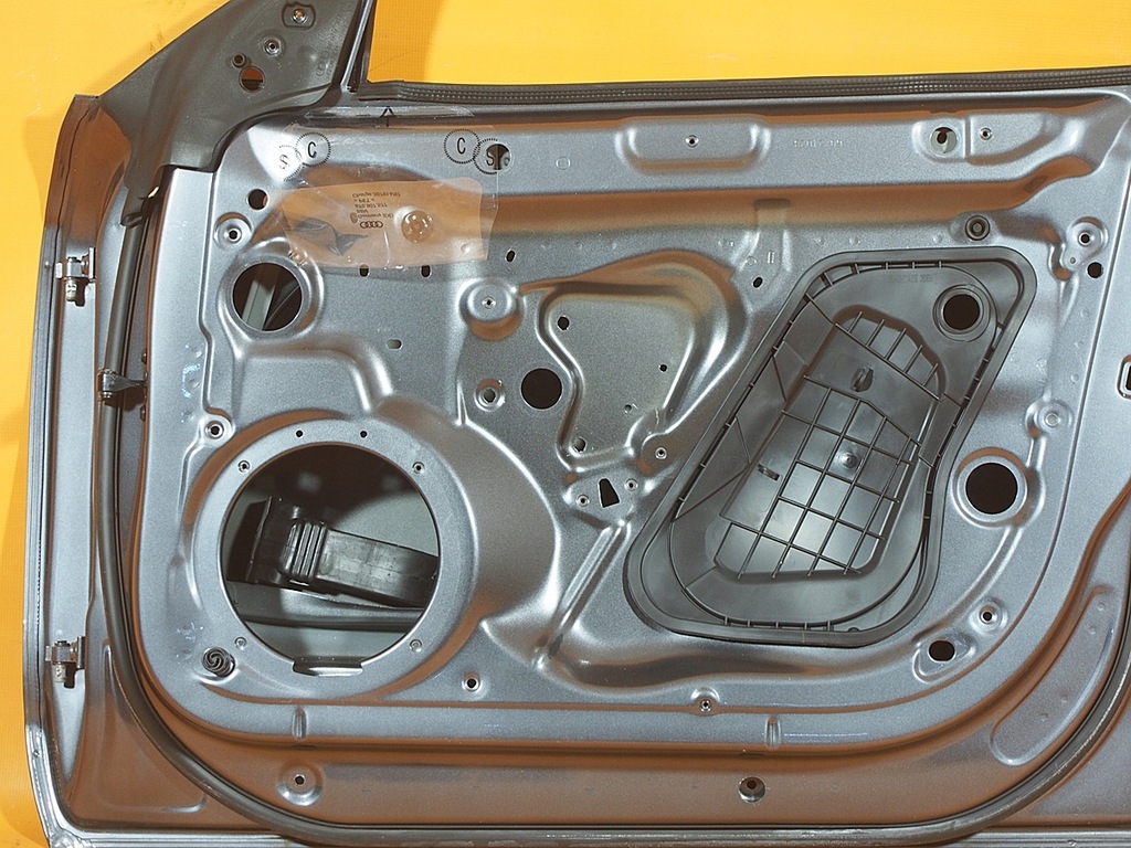 фото №7, Audi a5 8t дверь перед передние правое lx7r 14km