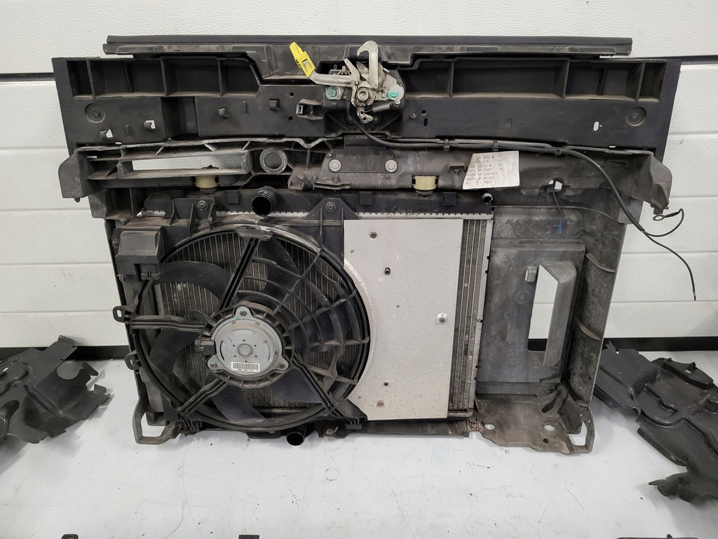 фото №12, Citroen c3 picasso 11r 1.4 pas передній радіатор