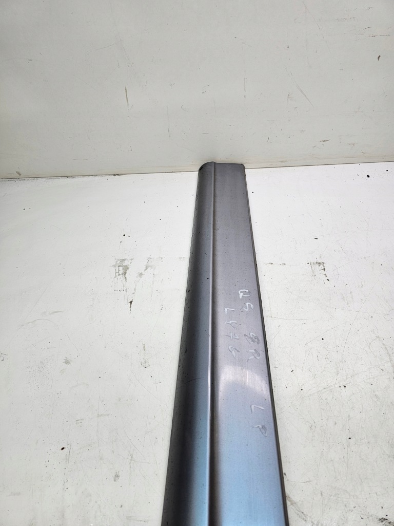 фото №6, Молдинг дверь нижняя левый перед audi q5 8r ly7g 8r0853959b