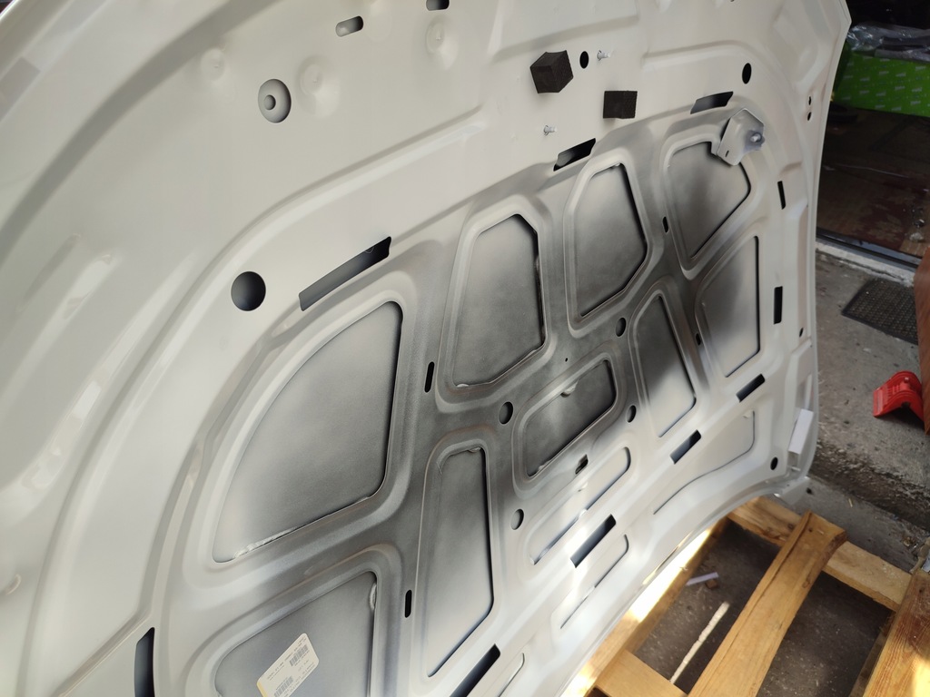 фото №11, Капот кришка двигуна audi a5 8t przedlift ly9c