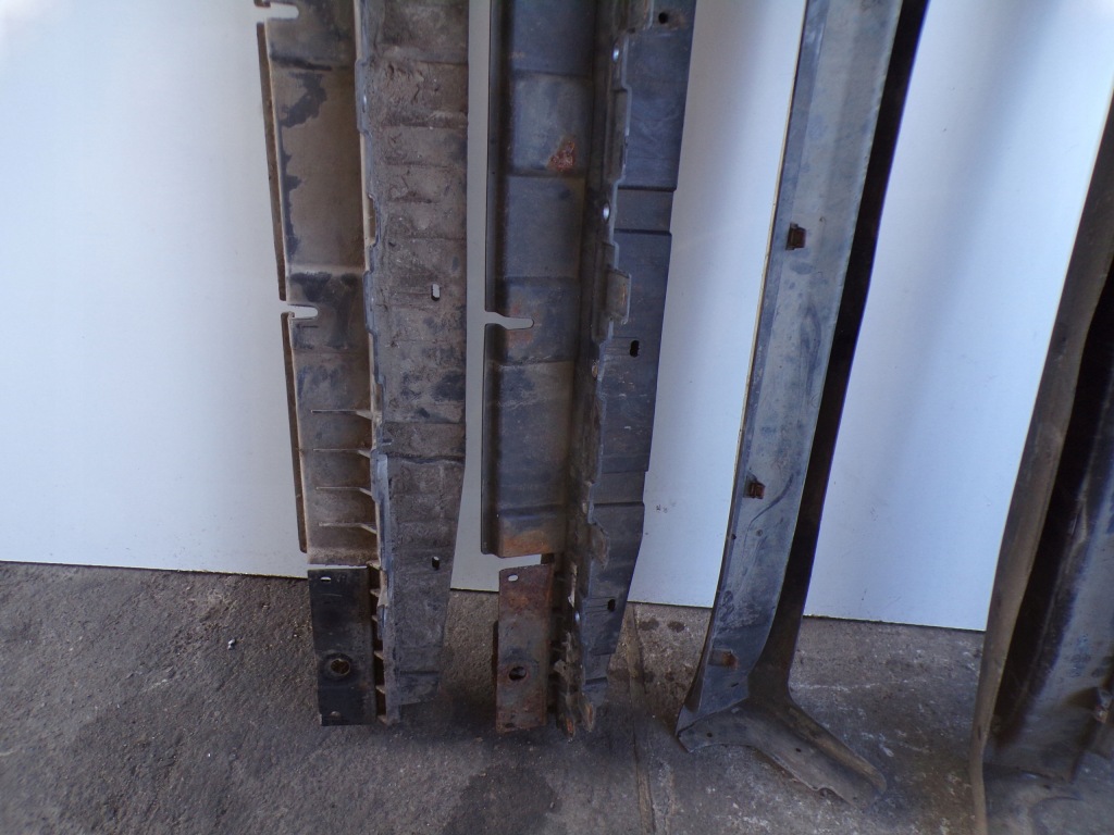 Пороги пороги боковой комплект mercedes w164 ml amg Оригинал