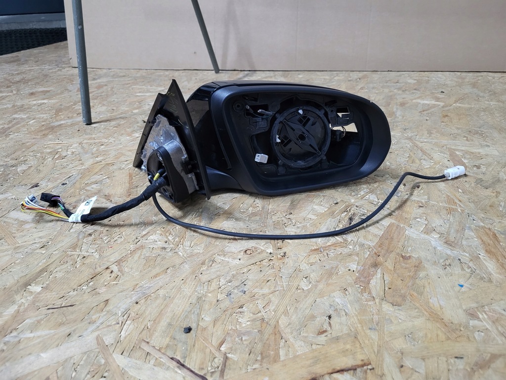 фото №13, Mercedes c-klasa w-205 w205 зеркало правое 8+8 pin камера