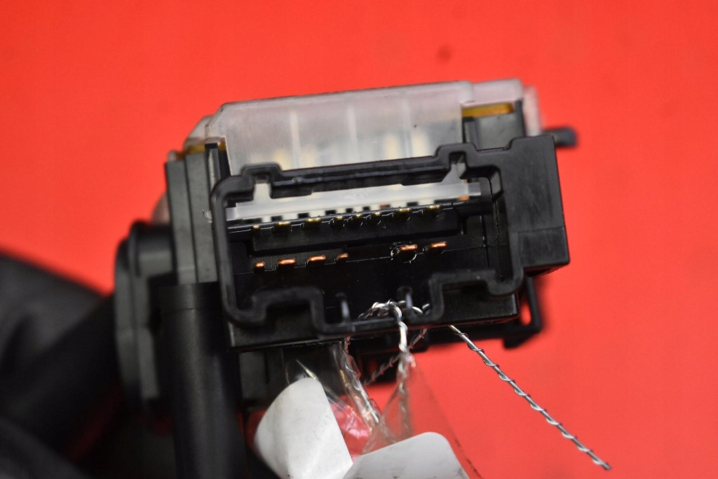 фото №7, Рычаг переключатель дворник 84652-05170 toyota avensis t25 kombi 02-06