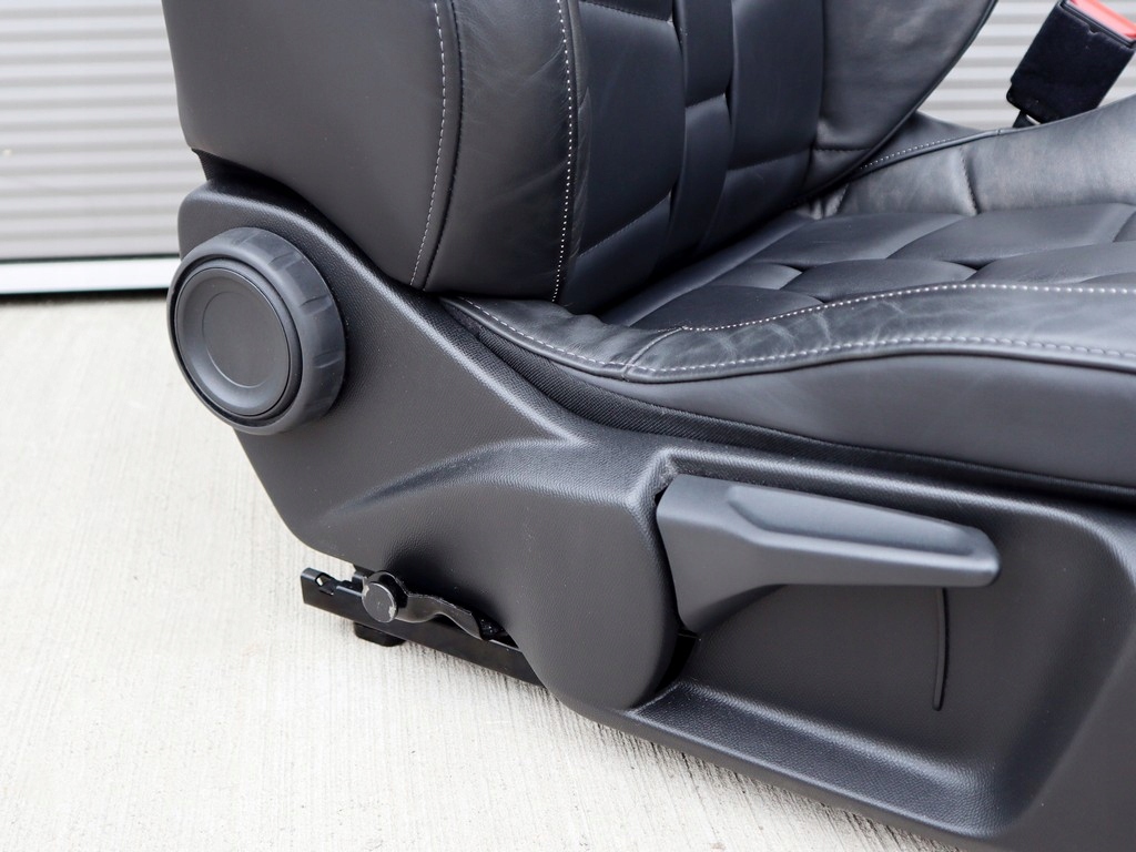 Купити Сидіння передні заднє сидіння шкіряний комплект citroen ds3 crossback 18- r.