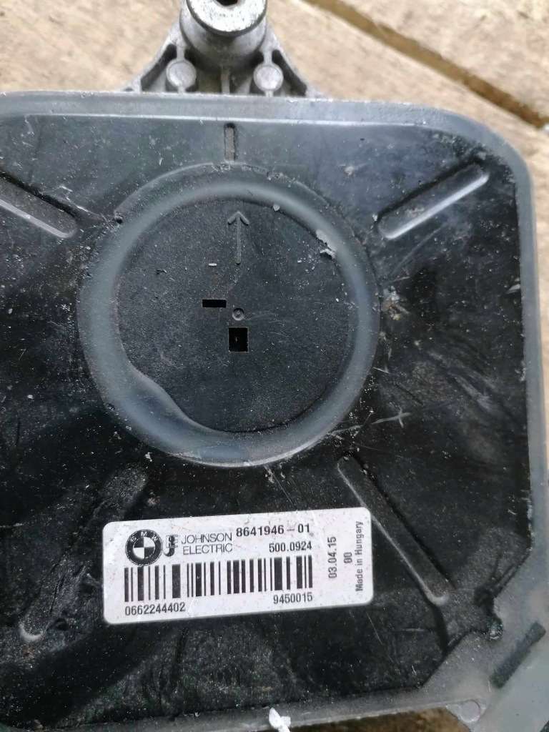 фото №1, Bmw 3 f30 f31 вентилятор радиатора 8641946-02