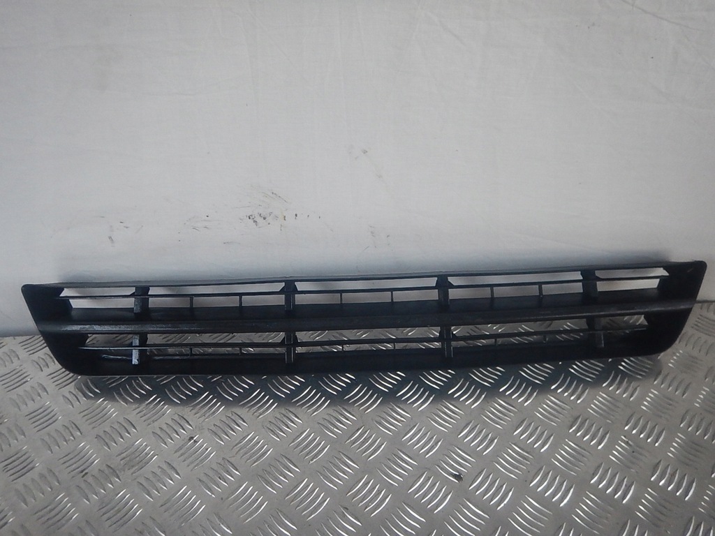 фото №1, Ford focus mk1 lift решітка середня бампер перед