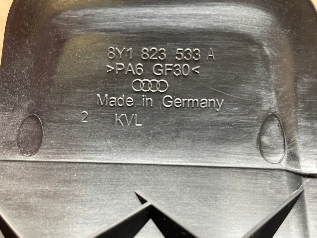 фото №4, Audi a3 8y ручка відкривання капот оригінал