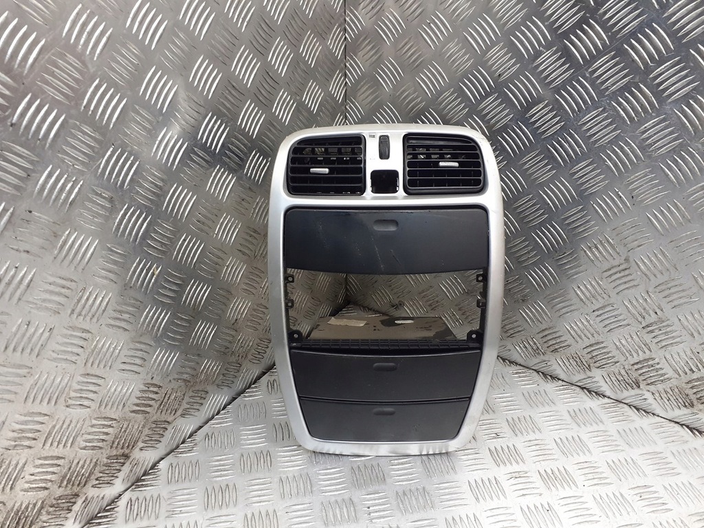 фото №1, Решётка обдув средняя mitsubishi space star