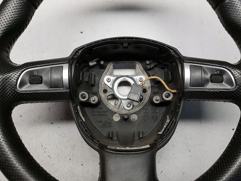 фото №6, Audi a3 8p lift 08-12r воздуховод кожаный