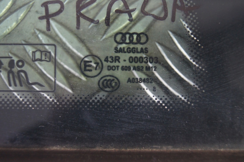 фото №2, Стекло кузовная правая a5 s5 8t coupe 08 rok