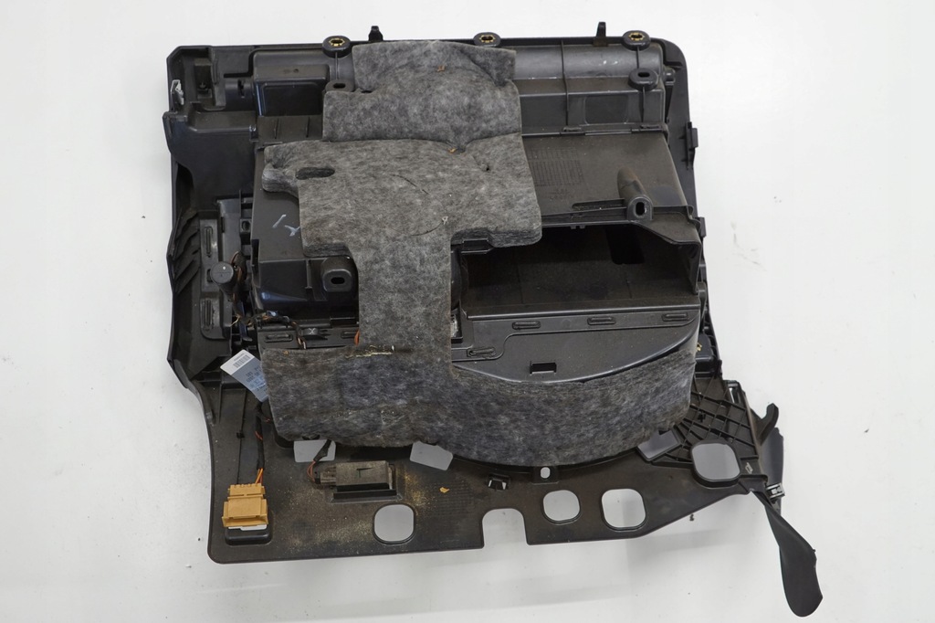 фото №5, Audi a4 b8 09r бардачок пассажира europa 8k1857035c