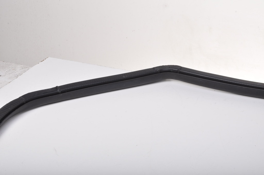 фото №8, Maserati levante s q4 прокладка дверь левый задняя