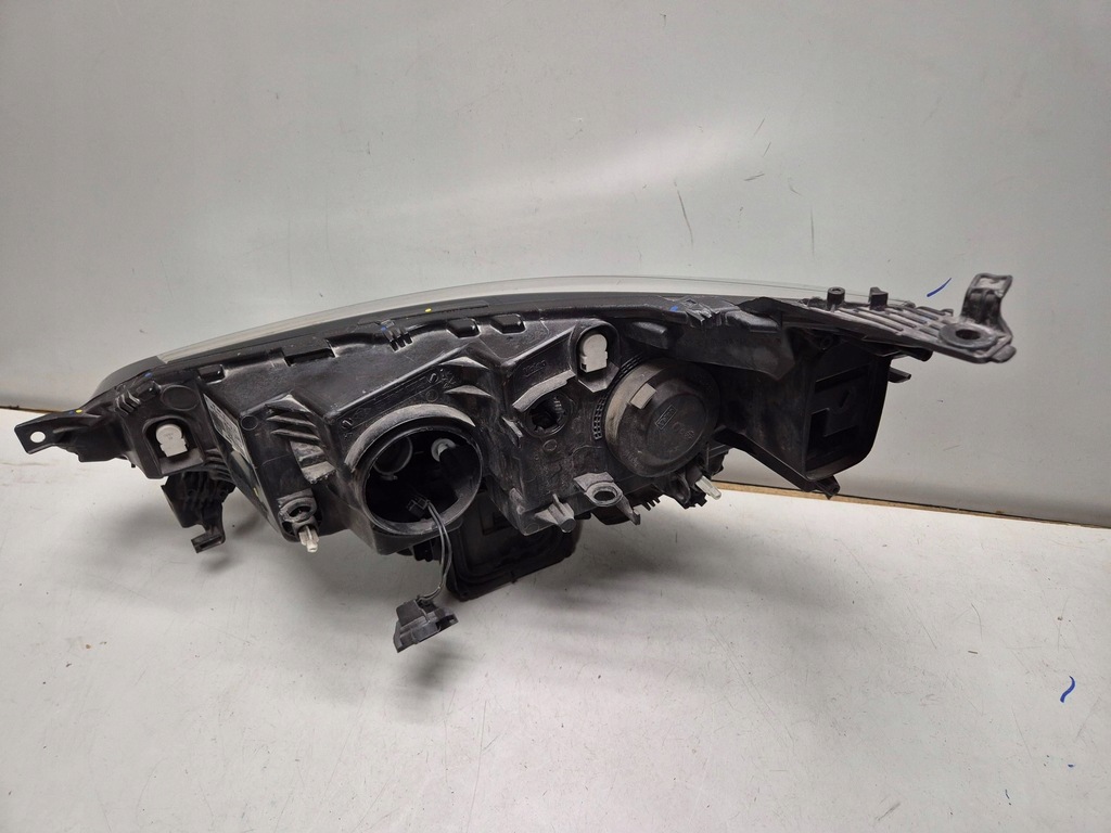 фото №4, Лампа правая renault megane iv led 260107670r