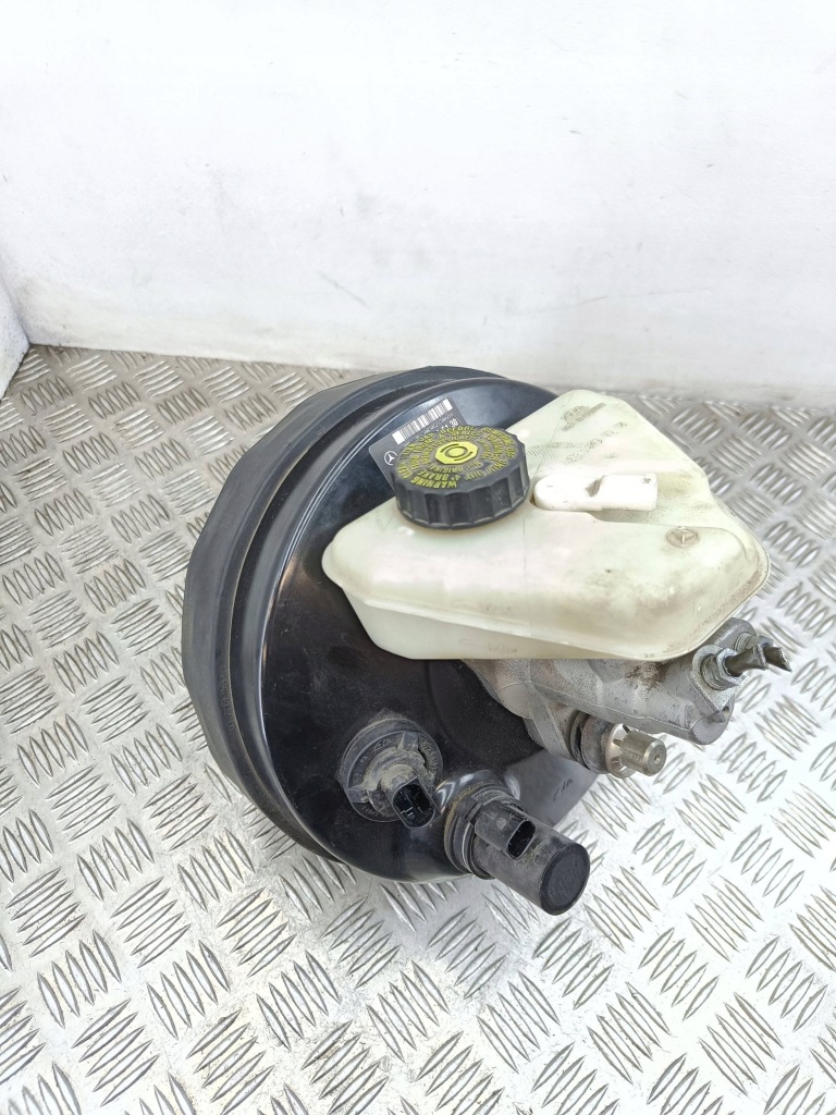 Купить Mercedes-benz s w221 2007 усилитель тормоза