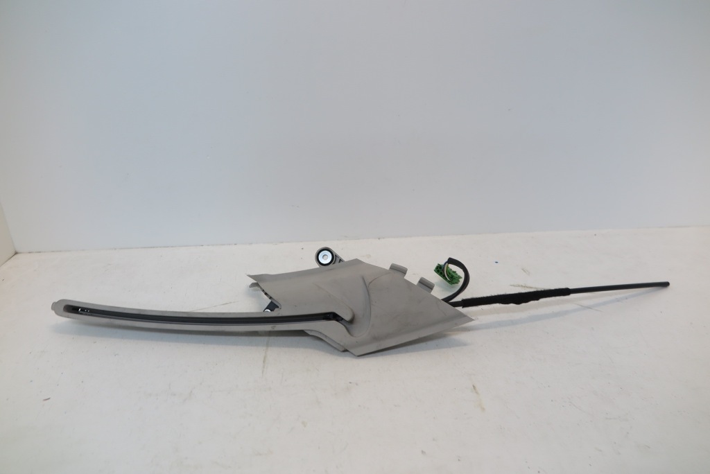 Купити Механізм напрямна шторка багажника ліва mercedes e klasa w213