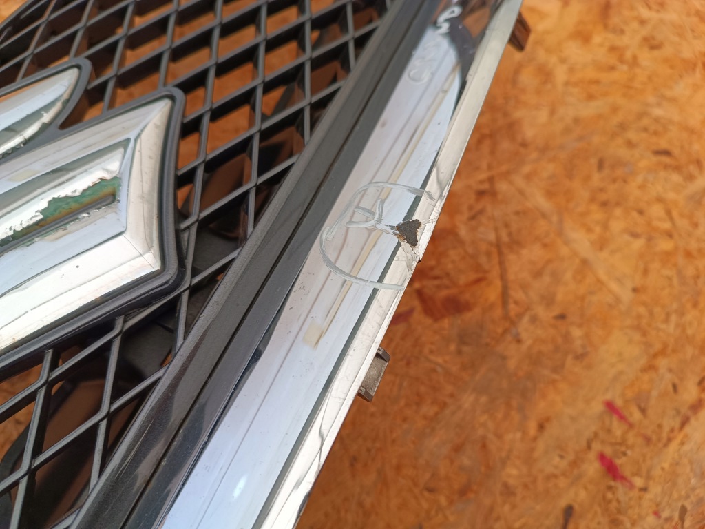 фото №9, Решітка решітка радіатора решітка радіатора бампера перед 71743-65j0 suzuki grand vitara ii 05-