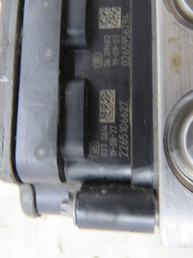 фото №4, Насос abs clio v 476607421r