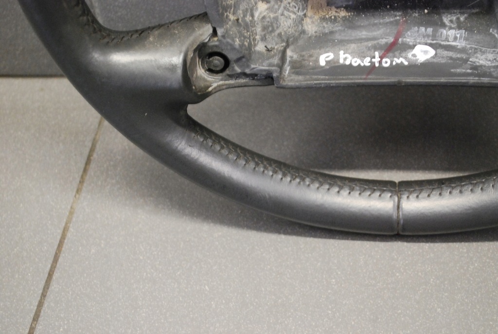 фото №5, Повітропровід шкіра сіра vw phaeton 3d0419091k