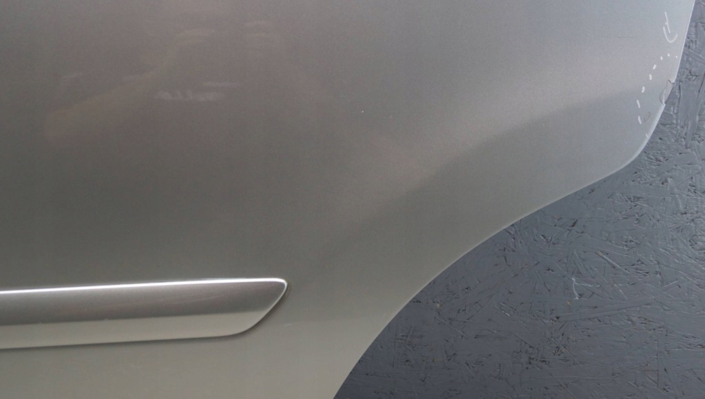 Lexus rx 2 2 дверь левое  задняя 1c0 d1795 Киев