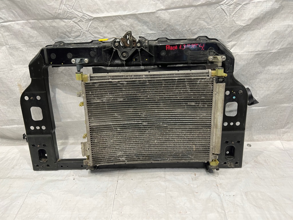 фото №1, Fiat panda iii 1.3 m-jet pas передний радиатор