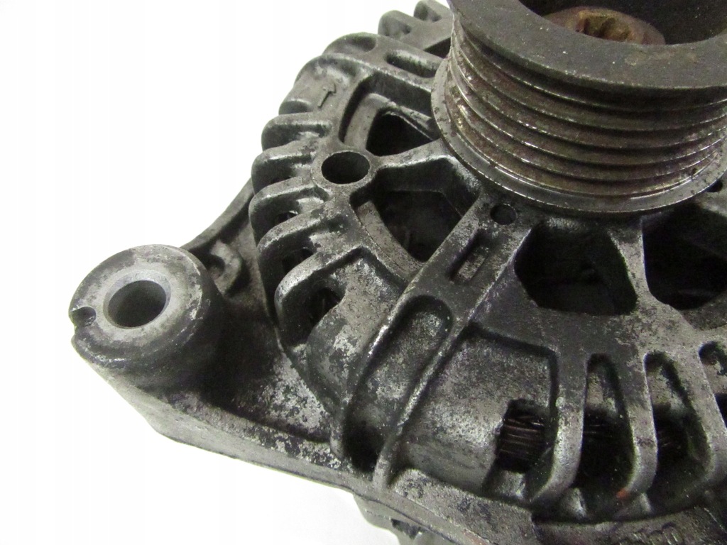 Генератор bmw e46 e53 x5 e83 x3 2.0 m47n 3.0 m57n 150a 0986048921 Доставка