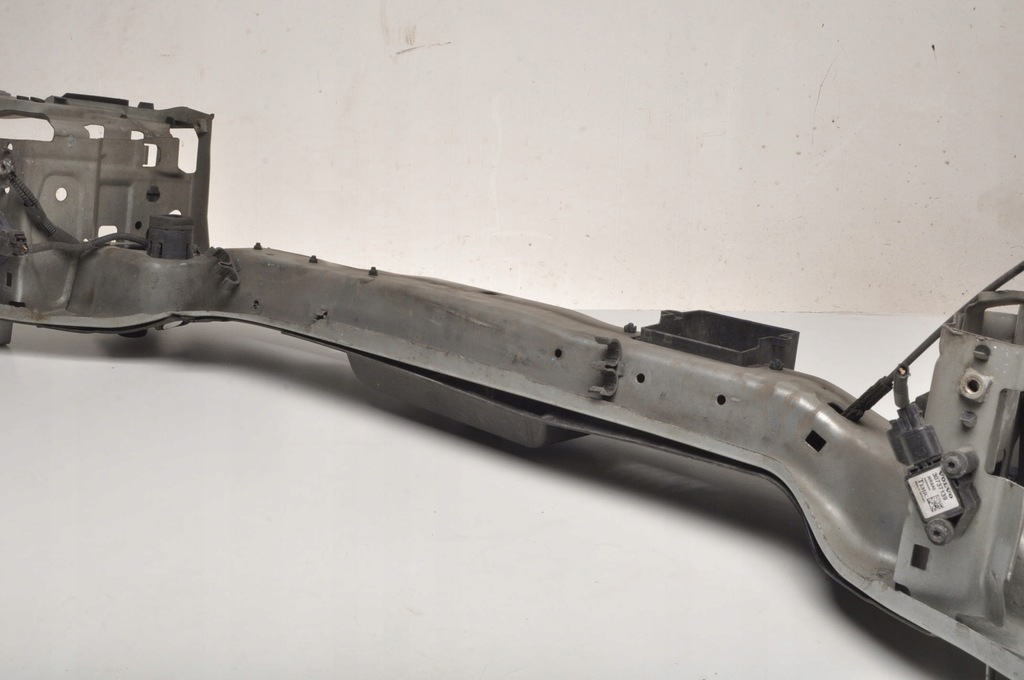 фото №6, Volvo s40 ii v50 pas передний усилитель