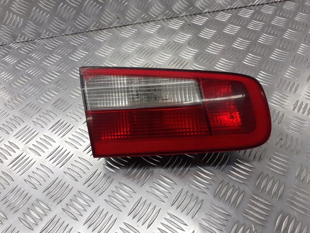 фото №1, Лампа левая задняя w крышка багажника renault laguna ii