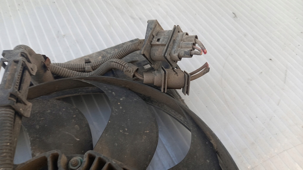 Вентилятор радиатора vw golf iv 1.6b 97r 1j0121207c Недорого