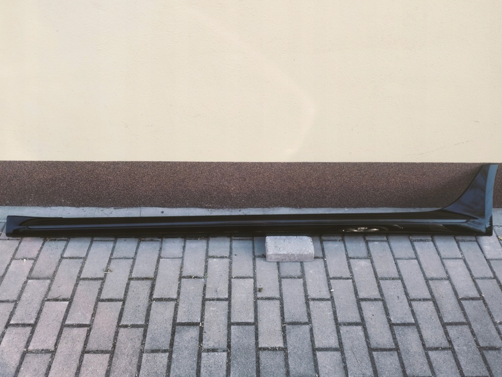 фото №1, Молдинг поріг захист ліва audi a4 s4 8w9 карбон