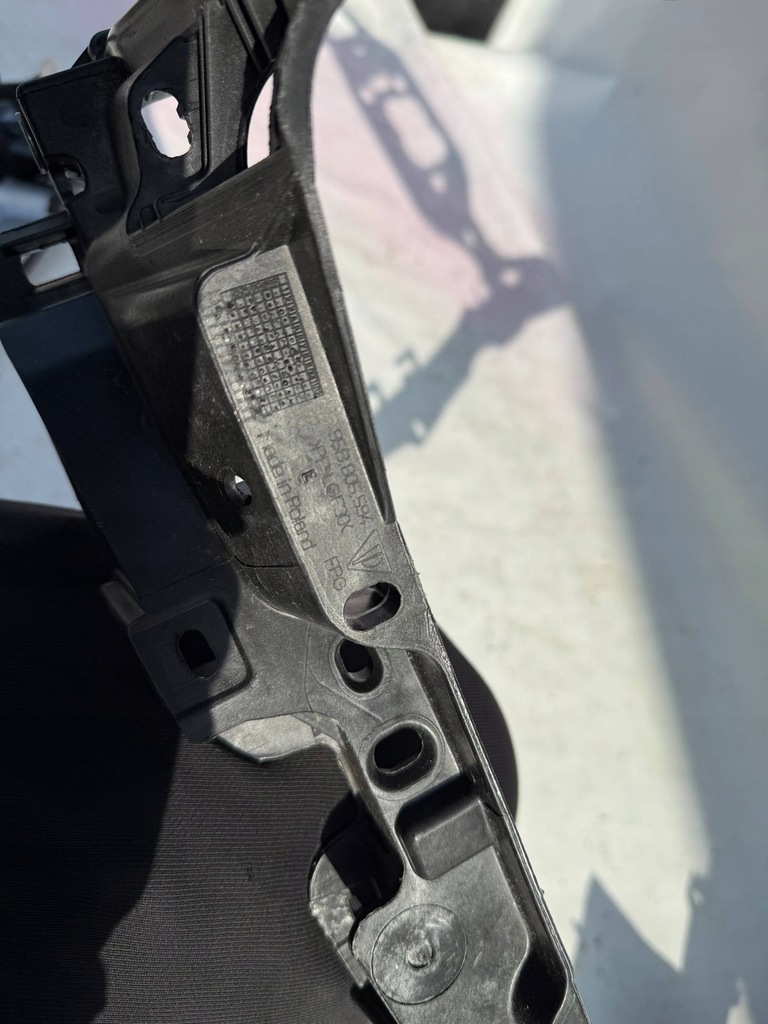 фото №12, Porsche macan 95b 30 tfsi 20 tdi pas передний усилитель 95b805479f