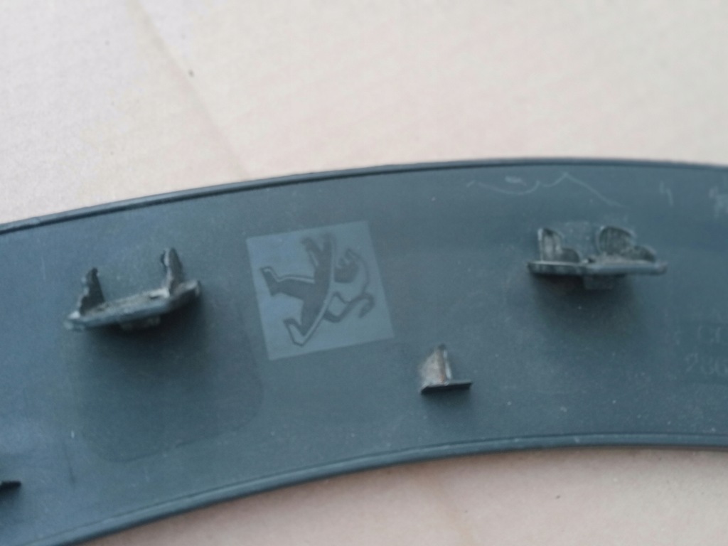 фото №10, Peugeot 5008 ii левая молдинг крыла задняя 2016r