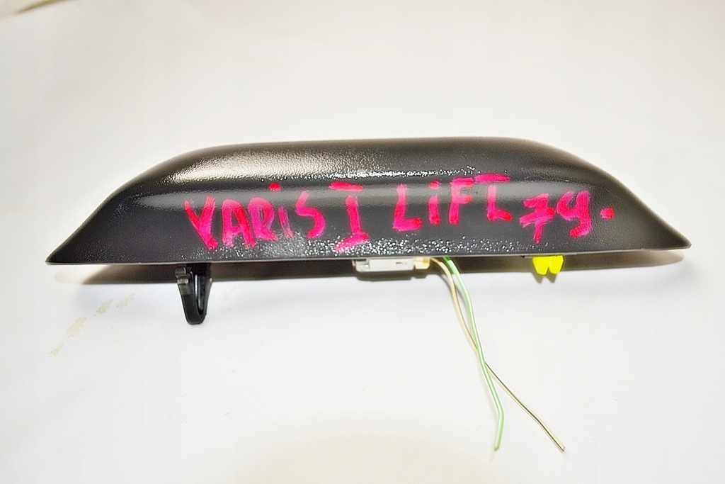 фото №7, Yaris i lift світло стоп-сигнал стоп з кришки задній задня