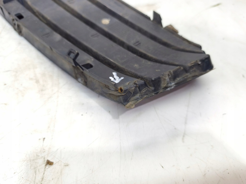 Купить Решётка решётка радиатора бампера правая audi a4 b8 8k0807682a