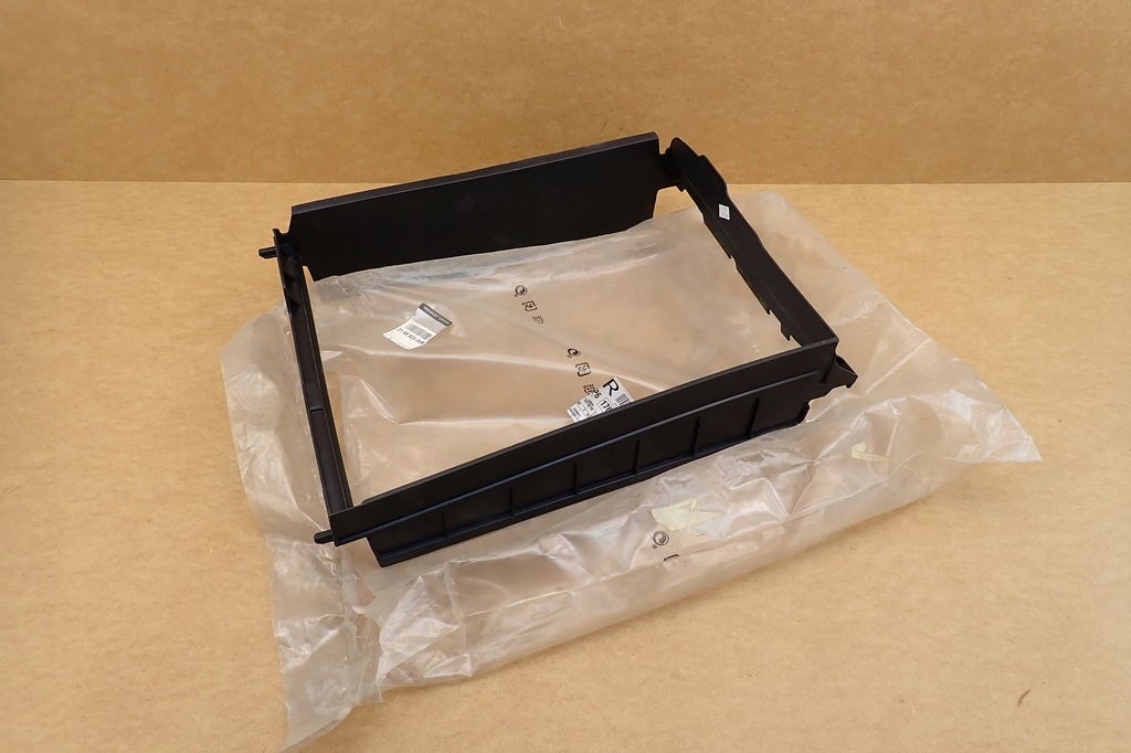 фото №10, Dacia duster 2 ii 17- воздуховод воздуха корпус 215592385r