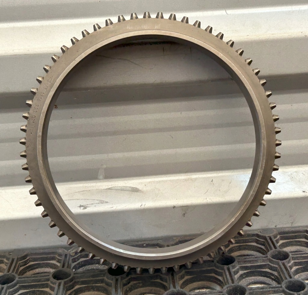 Купити Кільце синхронізатора zf 1328333010zf