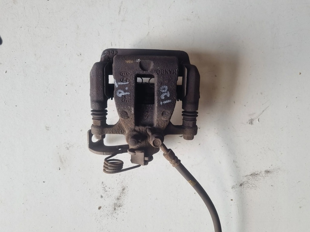 фото №1, Hyundai i20 ii суппорт тормозной правый задняя задний