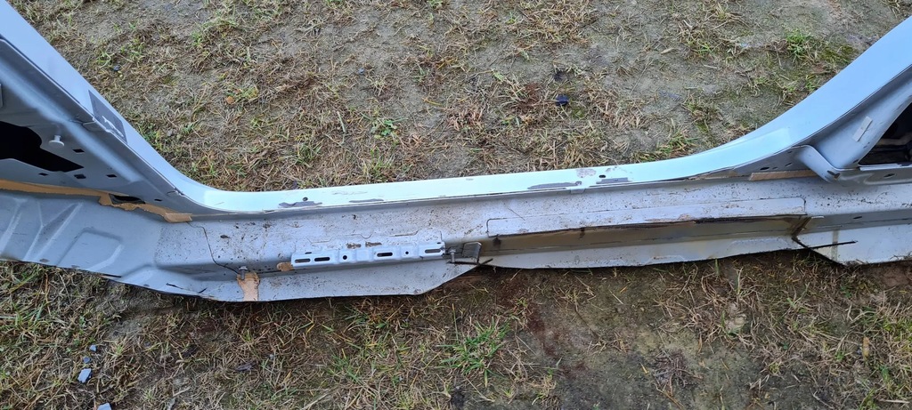 фото №12, Q3 83a блок двигателя обшивка порог порог правый правое ls9r