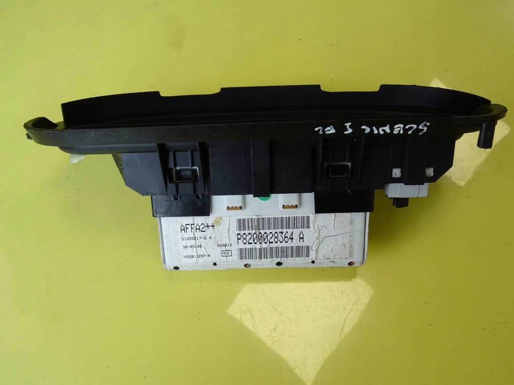 фото №2, Дисплей годинник renault scenic i p8200028364a nr730