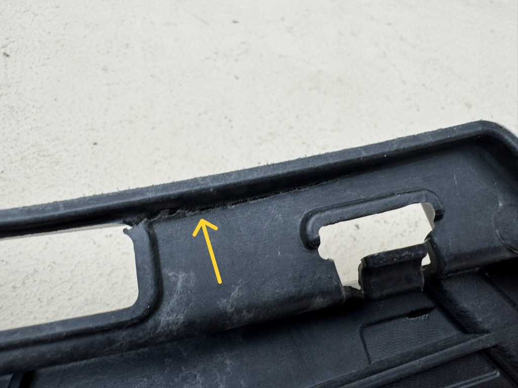 фото №15, Volvo s60 v60 18r- направляющая кронштейн бампера левый перед левая 31455652