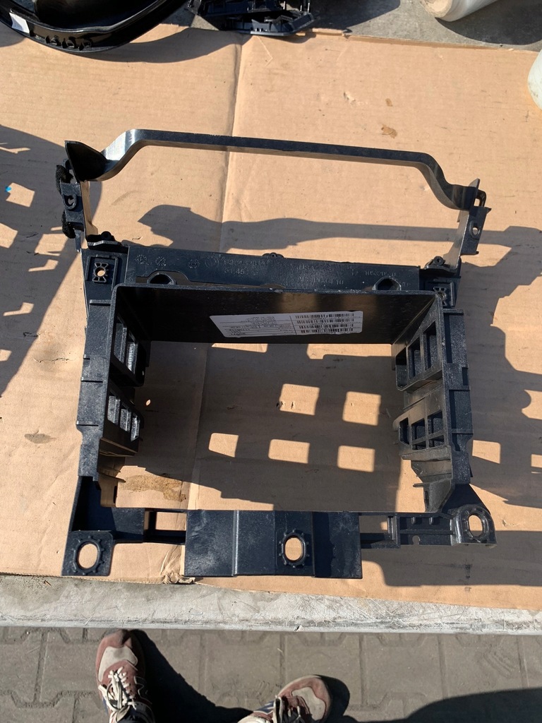 фото №1, Корпус консоли радио внутренняя bmw x4