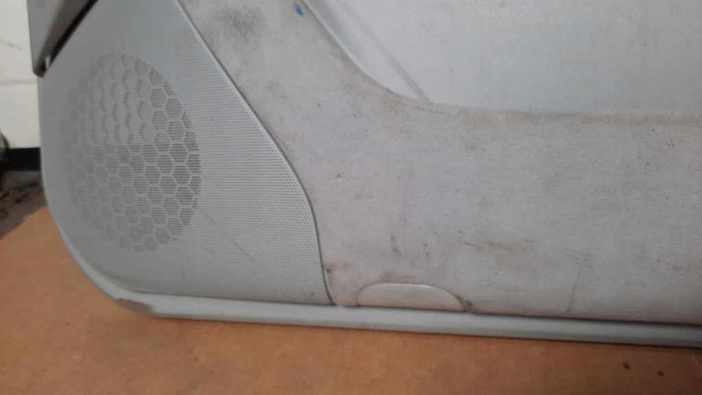 фото №6, Обивка дверь правый перед mercedes w220 00r