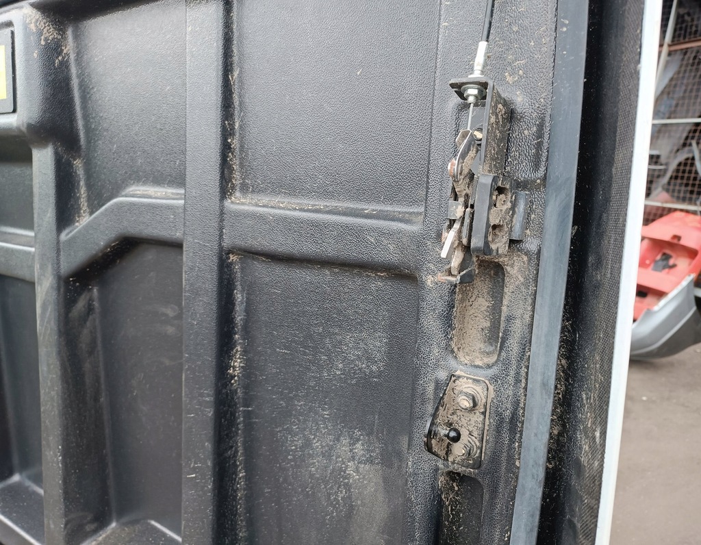 фото №8, Обшивка крышка кузов toyota hilux 2015r-