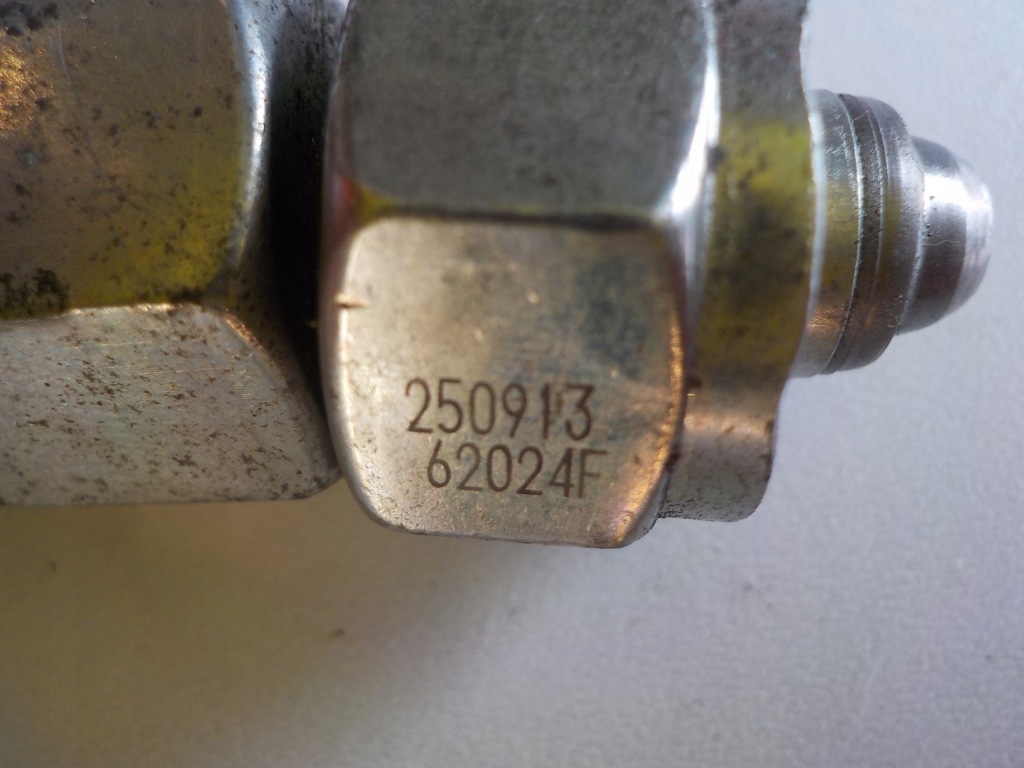 Шланг пального трубка maserati ghibli 3.0d Доставка