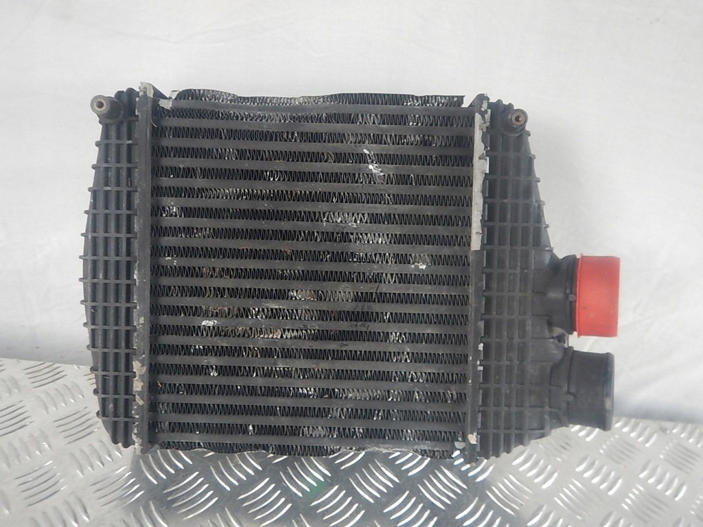 фото №1, Maserati levante ghibli левый интеркулер радиатор