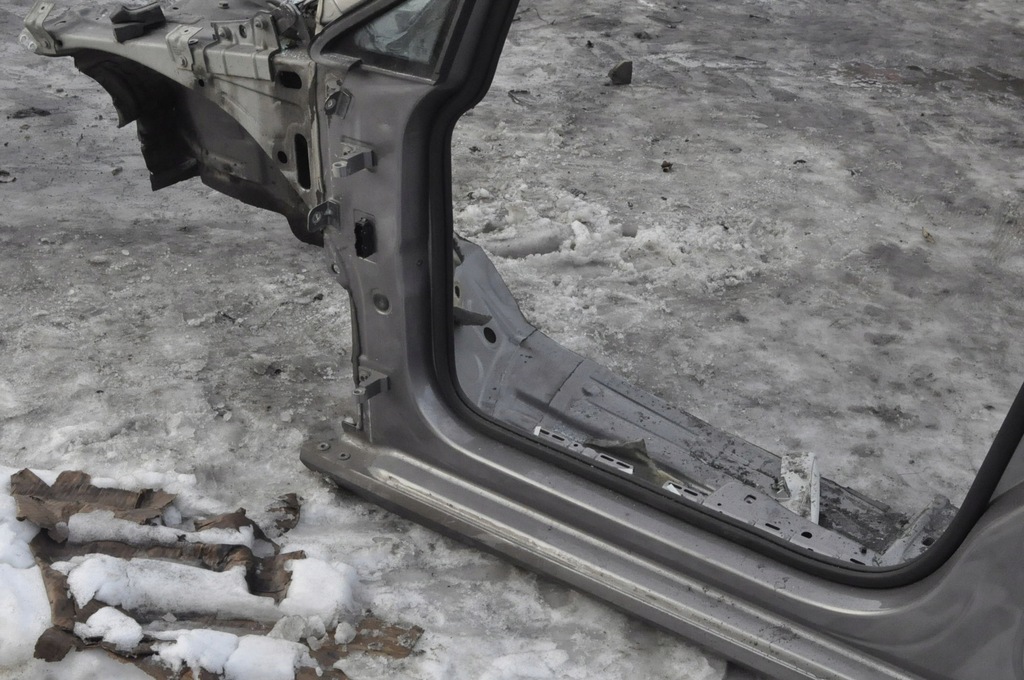 фото №4, Volkswagen golf vii блок двигуна поріг лівий la7n hb 5d