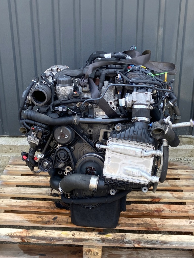 Купить Jaguar f-pace r-sport 16r двигатель kompletny 204dtd 180ps