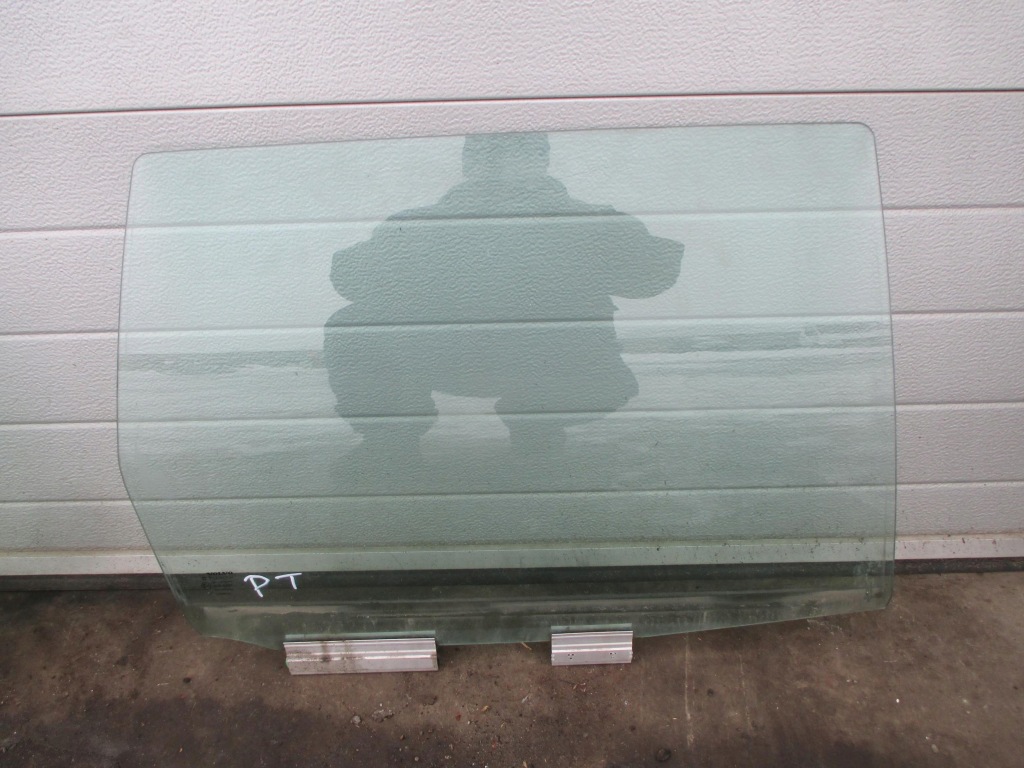 фото №1, Volvo 850 kombi 91-96 скло правий задня