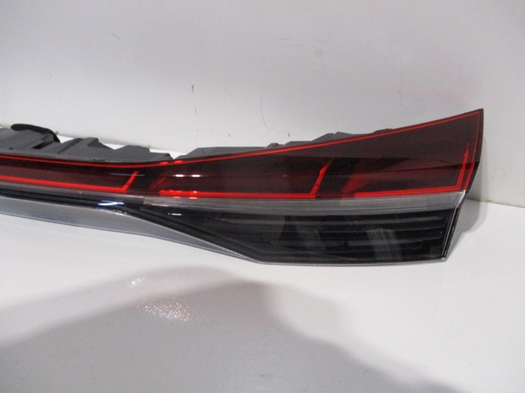 фото №11, Лампа audi q4 etron 89a945095b 89a945070 89a945069