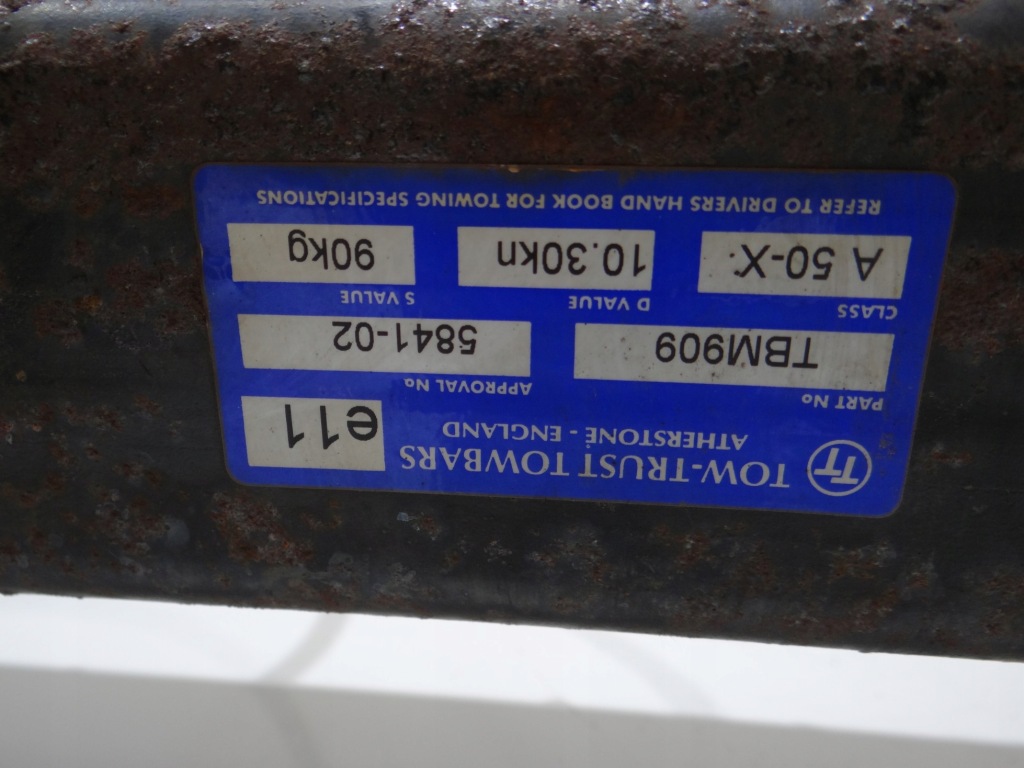 Фаркоп  holwmiczy bmw e61 Доставка